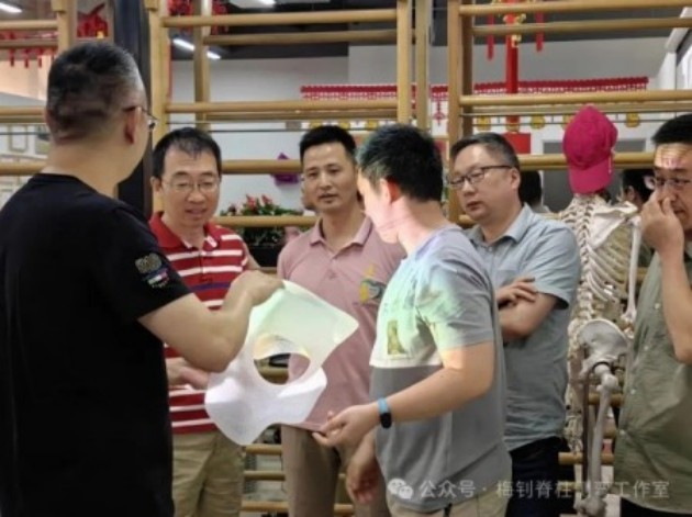 脊柱侧弯保守治疗培训班