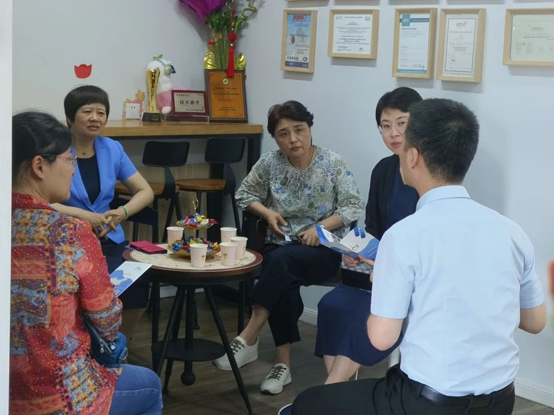 脊柱侧弯调研